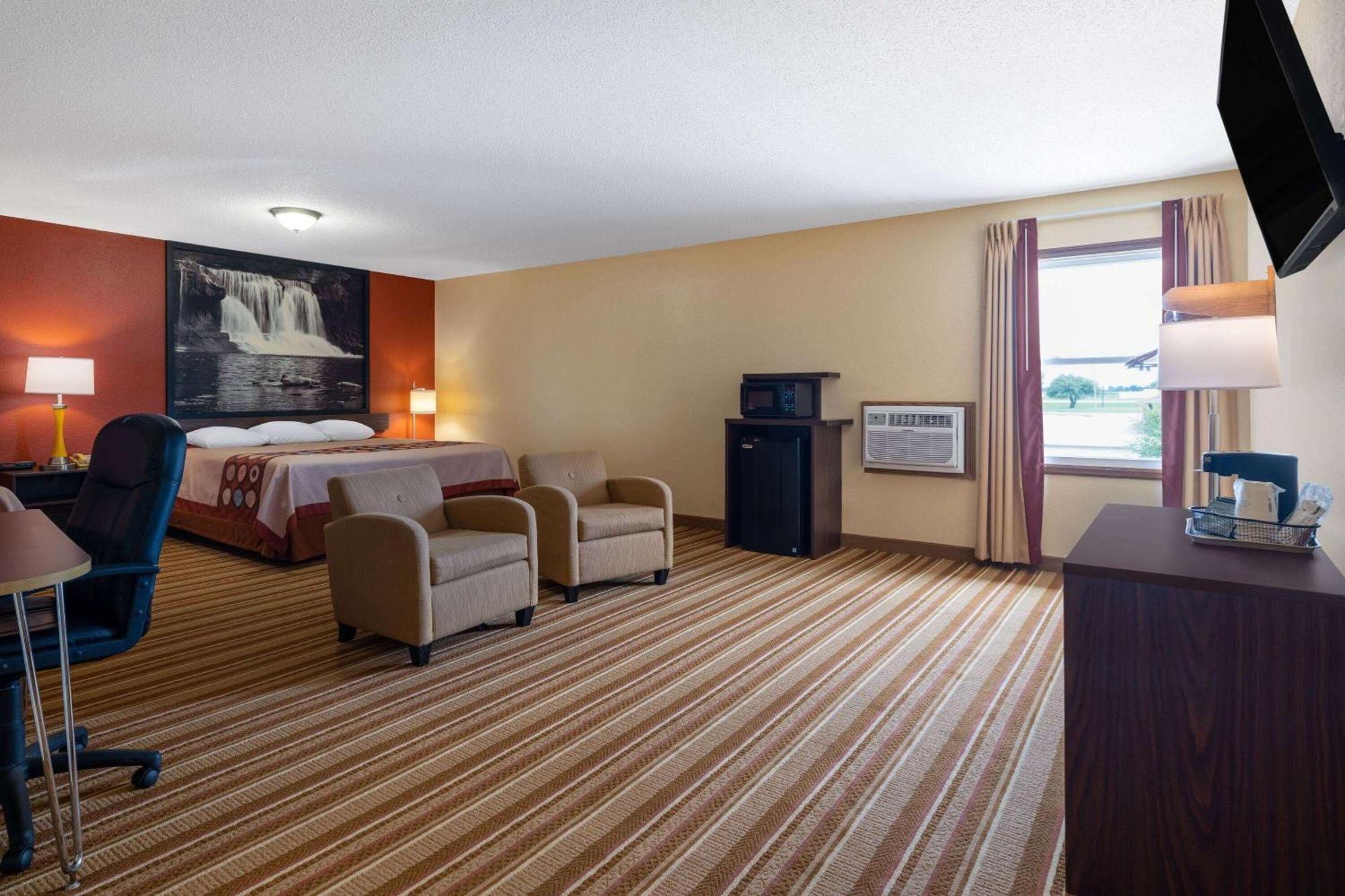 Hotel Super 8 By Wyndham Mattoon Exteriér fotografie